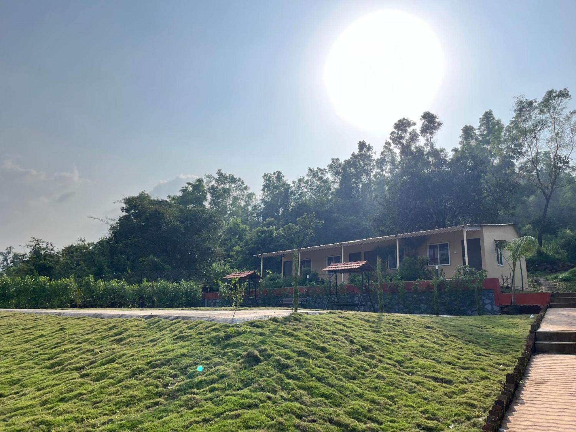 Vrisa Mountain Retreat Hotel Welhe Exterior photo